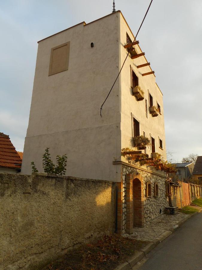 Appartement V Zajecskej Vezi à Zaječí Extérieur photo